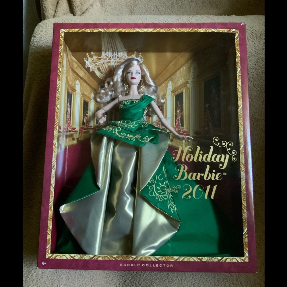 2011 HOLIDAY BARBIE NRFB